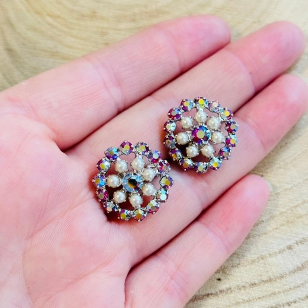 VTG B. David earrings Aurora Borealis crystal Rhinestone Jeweled pearl clip rare